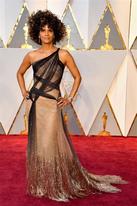 halle berry dress by versace|Halle Berry red carpet dress.